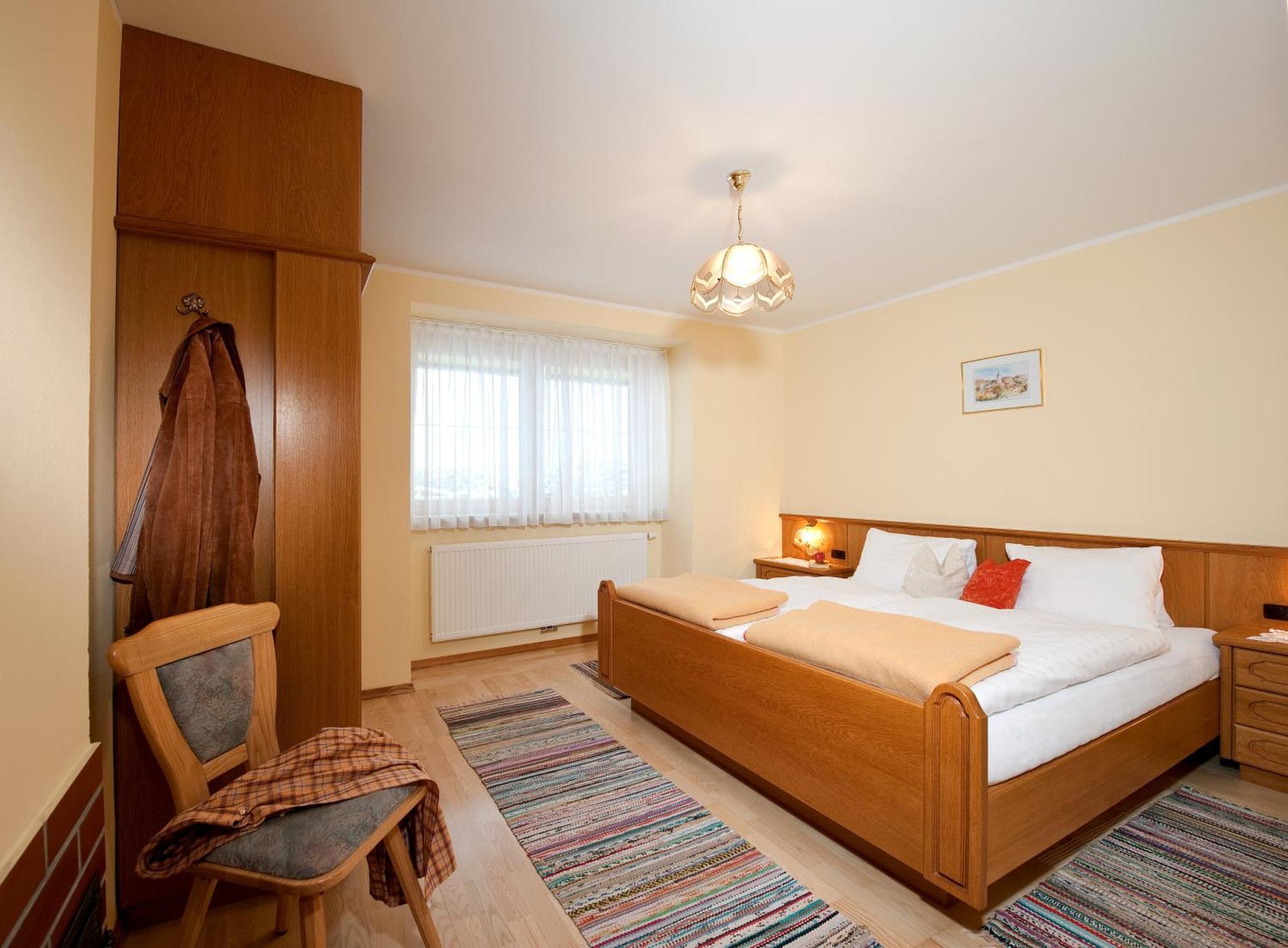 Haus Grutschnigg Apartment บาดกัสไตน์ ภายนอก รูปภาพ